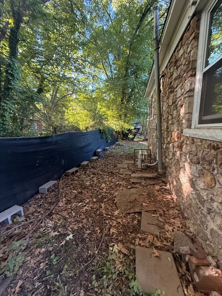 919 S Mclean Blvd - Photo 2 of 5