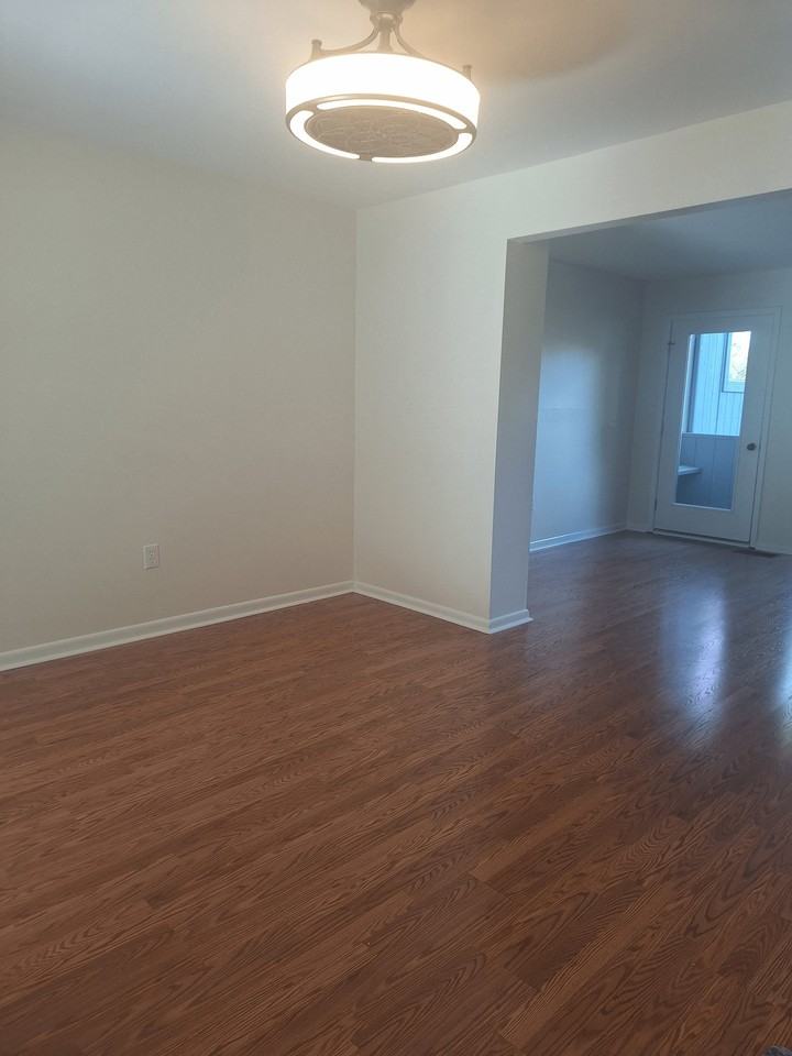 1814 Bent Pine Hl - Photo 7 of 16