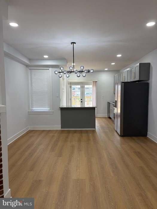 1951 W Spencer Ave - Photo 5 of 18