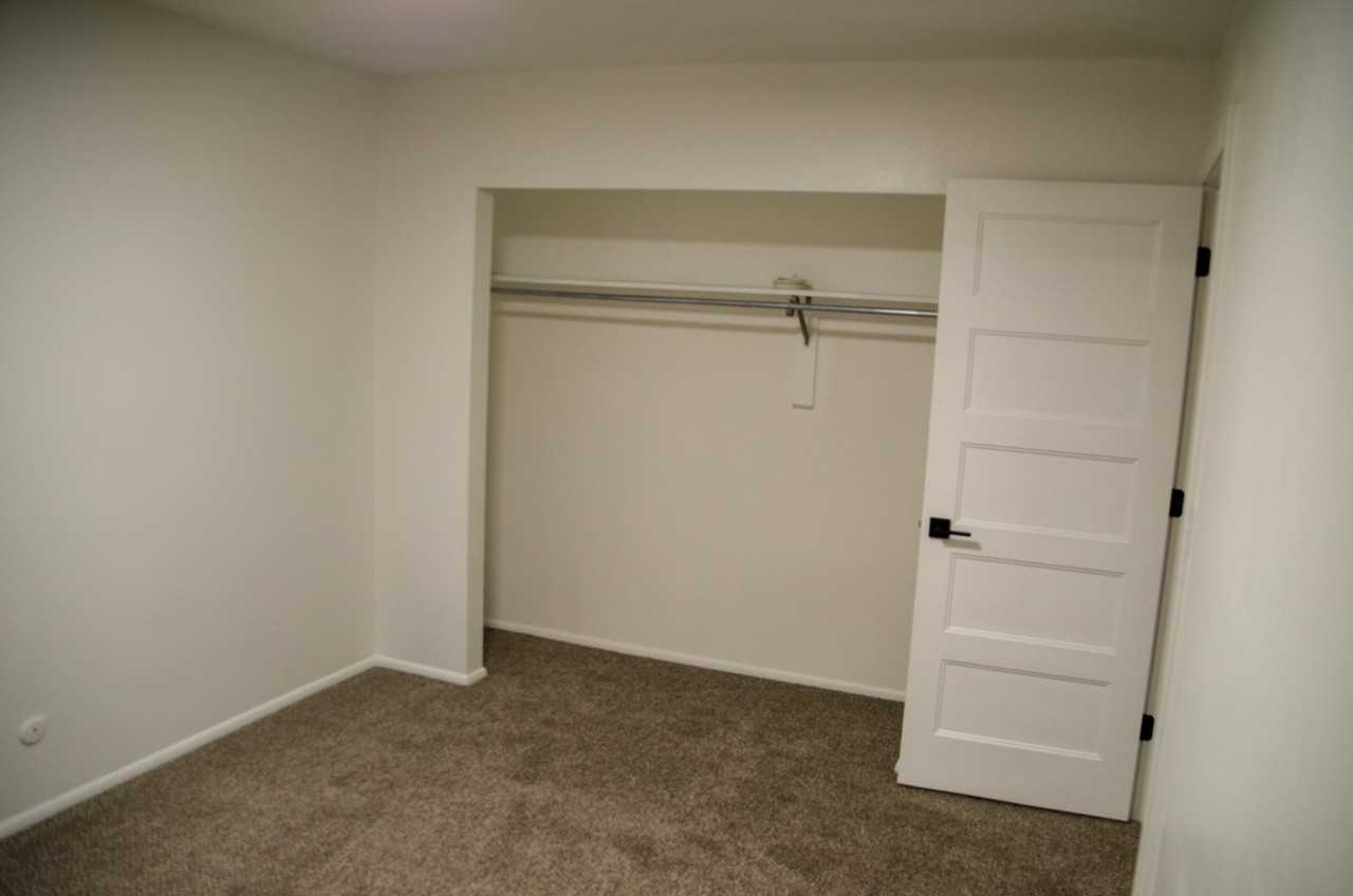 549 E Delno Cir #1 - Photo 5 of 12