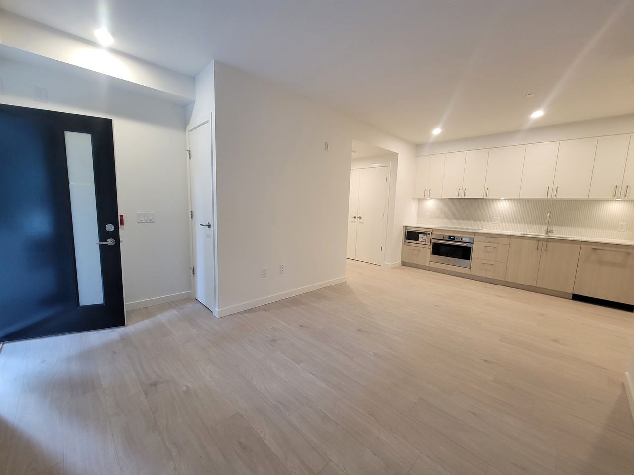 750 Lytton Street - Photo 2 of 16