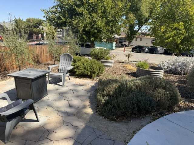 2203 Oak St #NA - Photo 5 of 11