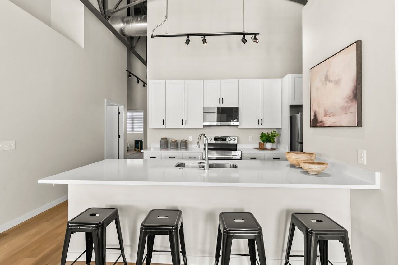 202 N Adams St #202 - Photo 5 of 12