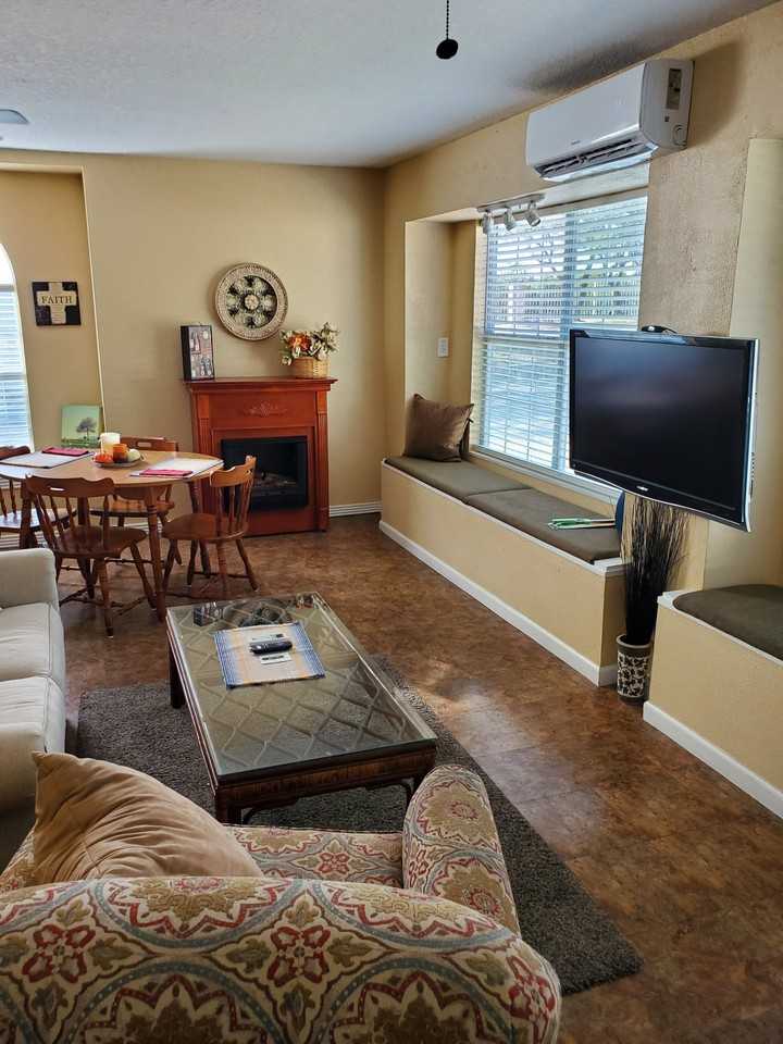 610 Old Boerne Rd #F - Photo 3 of 12