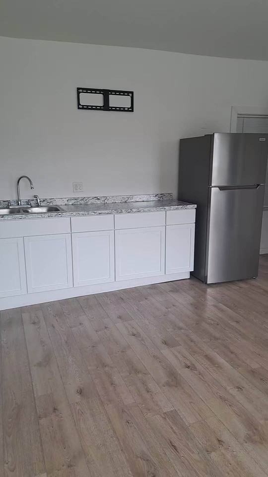 513 N Franklin St #3 - Photo 2 of 6