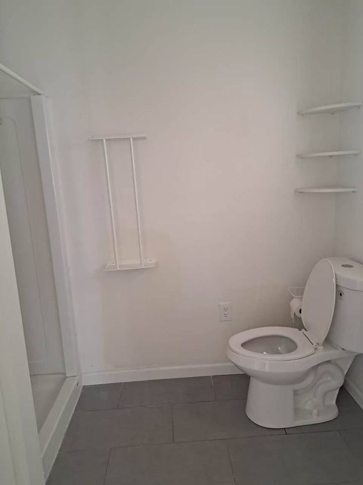 513 N Franklin St #3 - Photo 3 of 6