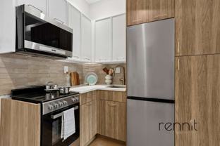 275 20th St #2G - Photo 1 of 1