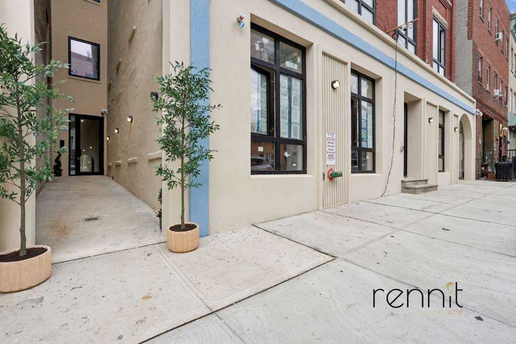 275 20th St #2G - Photo 7 of 10