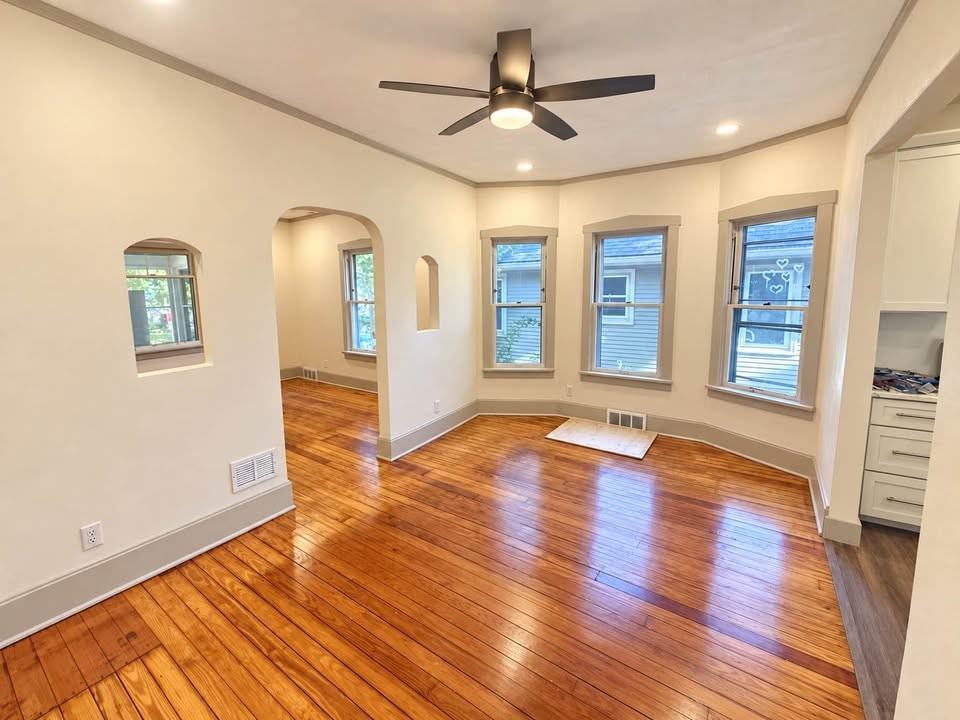 701 Spruce St #1 - Photo 5 of 18