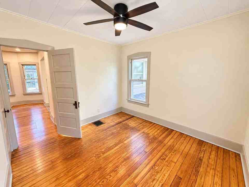 701 Spruce St #1 - Photo 7 of 18