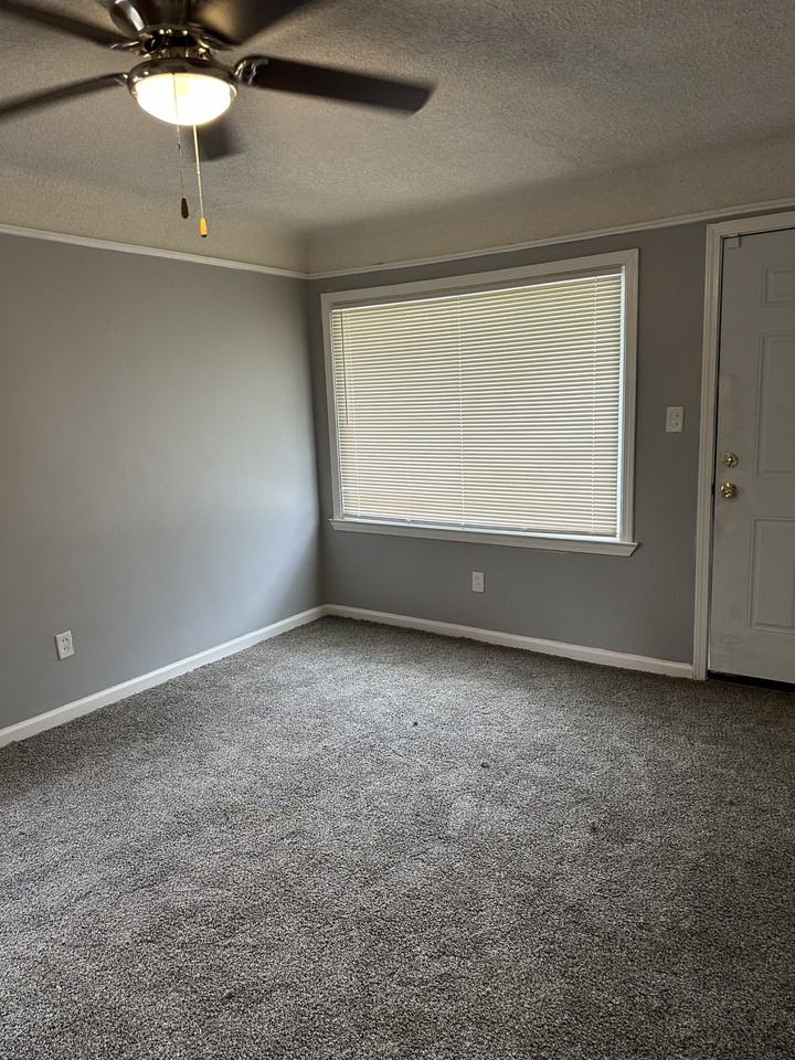 11715 Stahelin Ave #NA - Photo 3 of 6