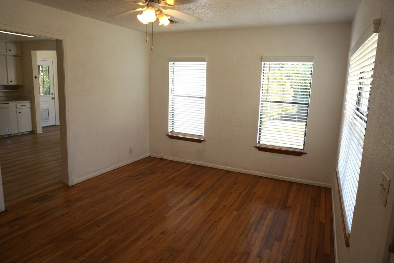 703 E 2nd St #NA - Photo 6 of 18