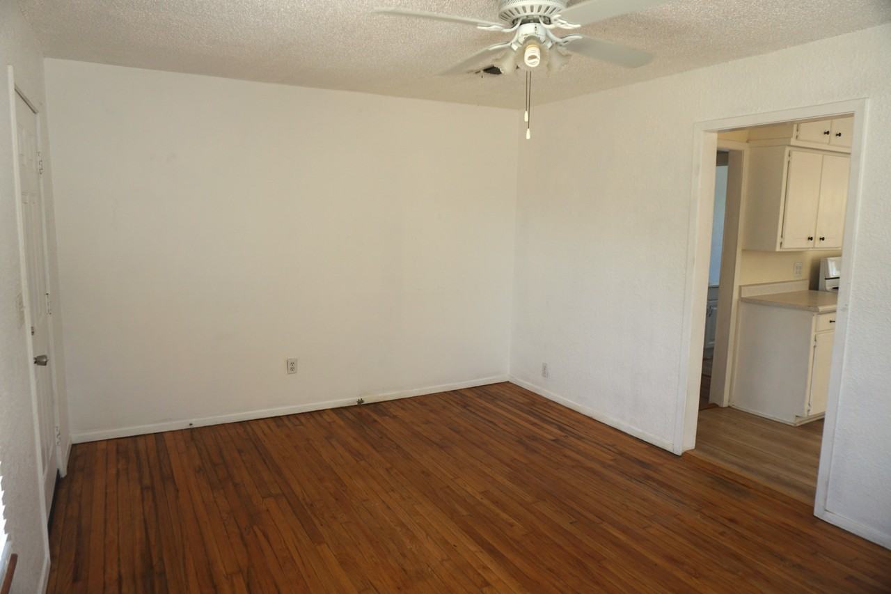 703 E 2nd St #NA - Photo 7 of 18