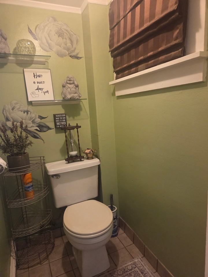 303 E Elm St #4 - Photo 4 of 7