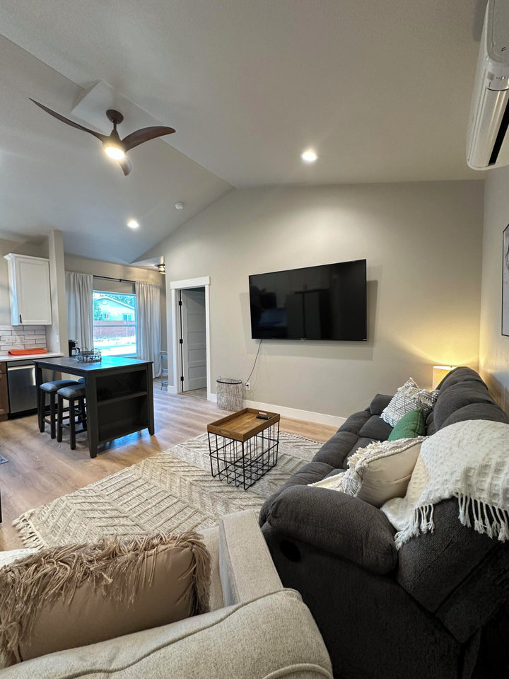 227 N Mulberry St #NA - Photo 6 of 19
