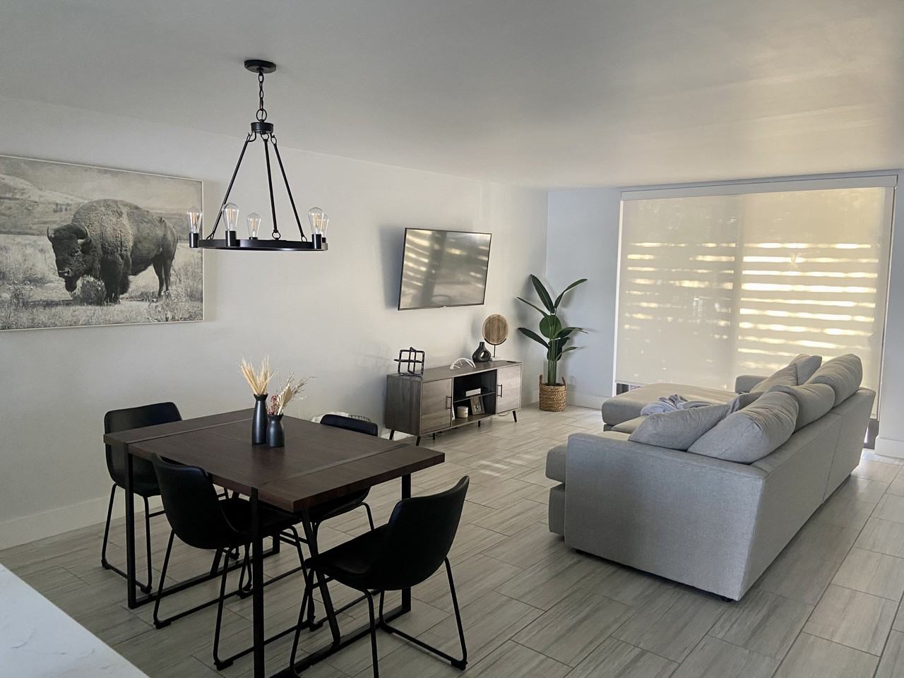 1506 Nw 113th Way - Photo 3 of 8