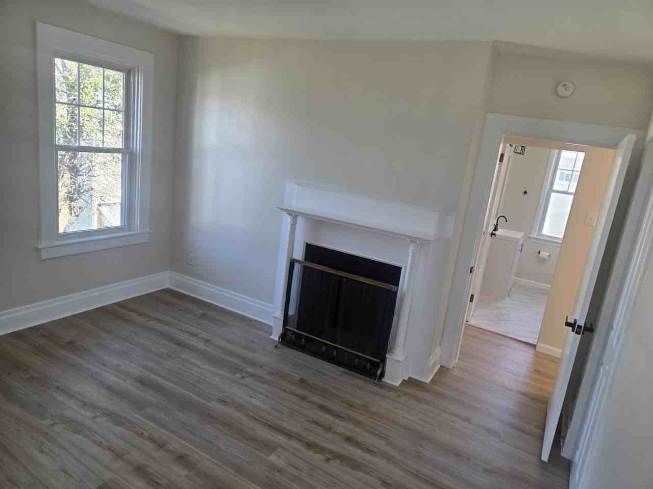 1529 State Ave #2nd - Photo 3 of 15