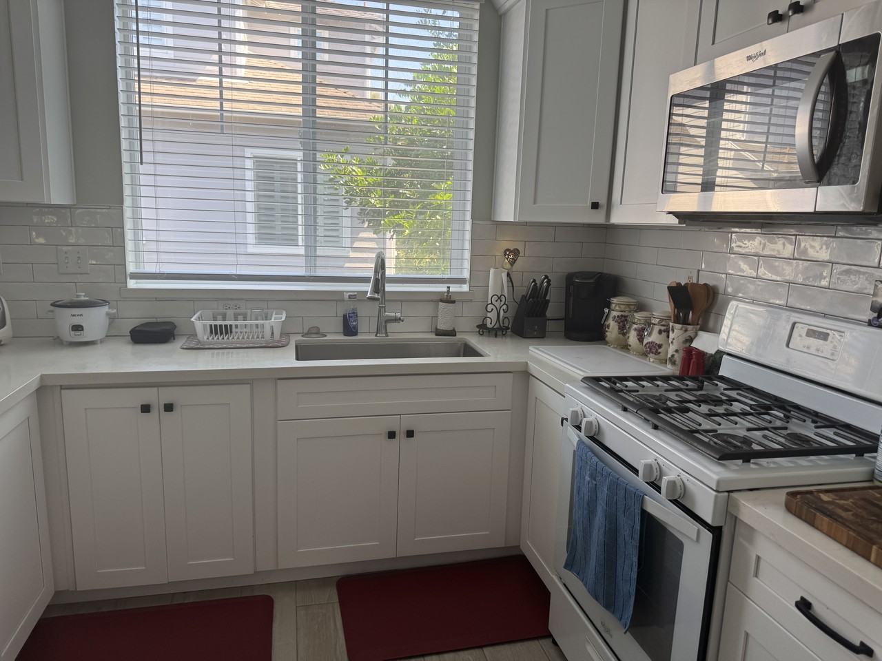 7412 Upper Bay Dr - Photo 6 of 10