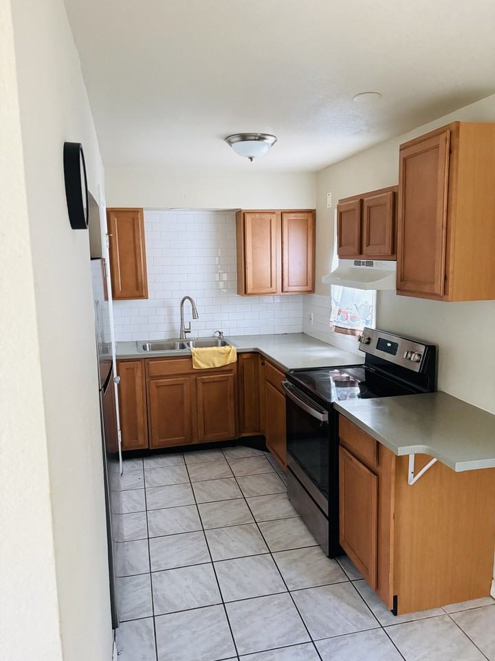1416 5th St #NA - Photo 6 of 11
