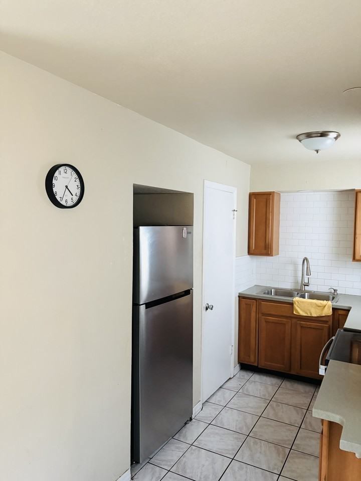 1416 5th St #NA - Photo 7 of 11