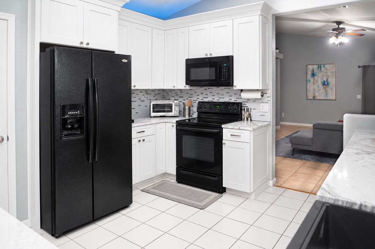 2229 E Soft Wind Dr #NA - Photo 4 of 20