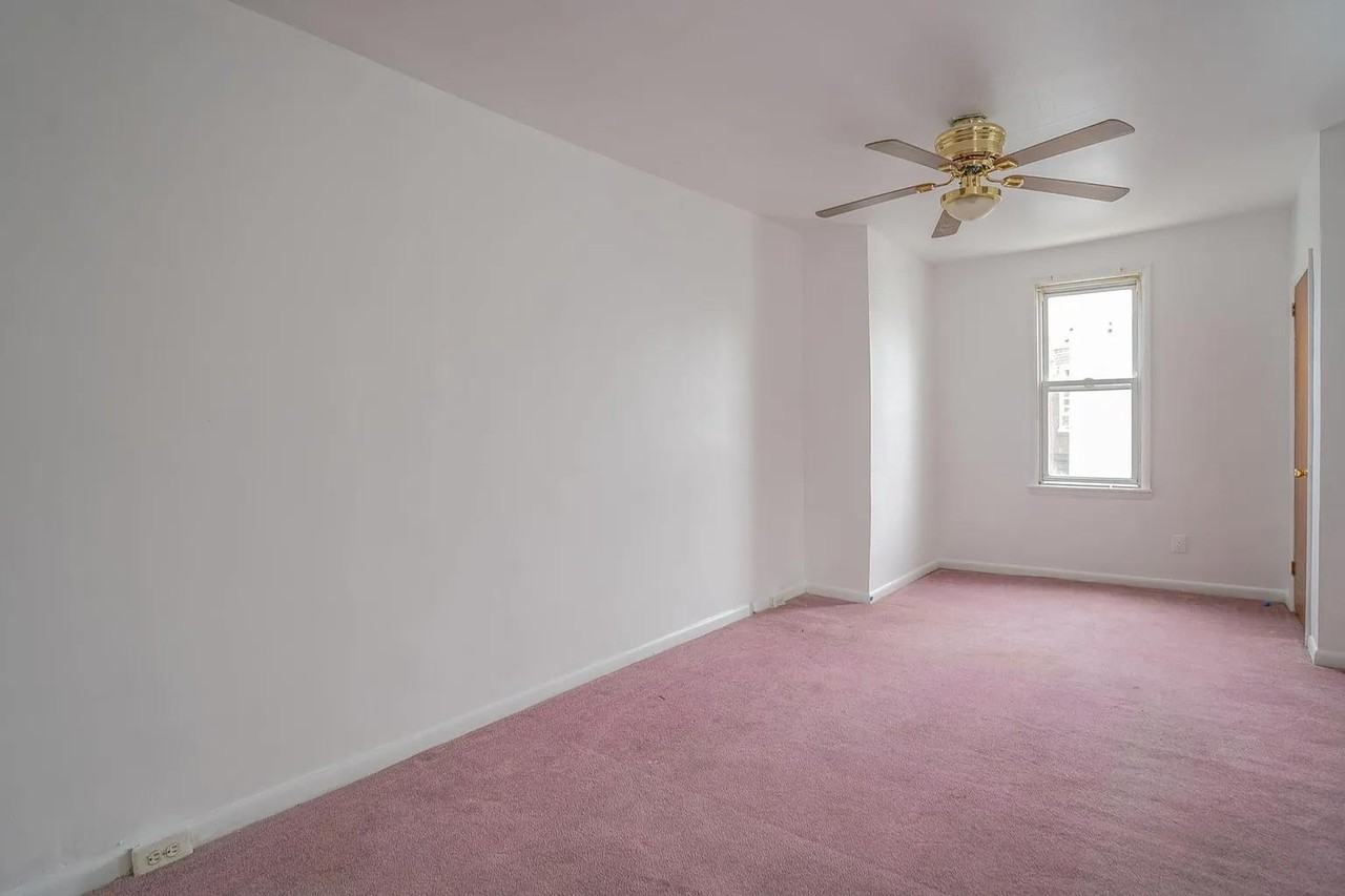 859 Granite St - Photo 2 of 10
