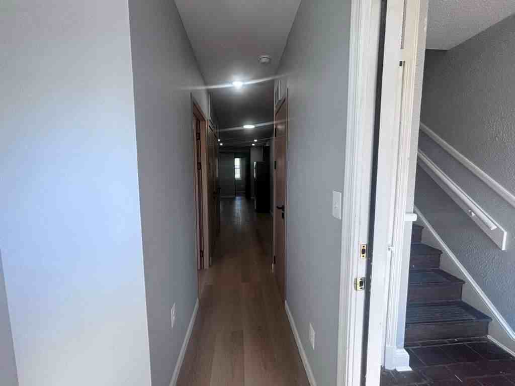 146 36th St Ne #1 - Photo 5 of 16