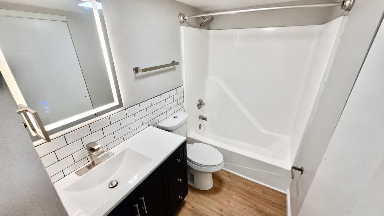 837 S 74th St #11 - Photo 5 of 20
