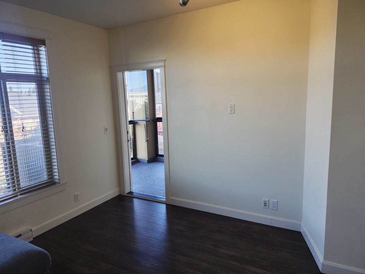 80 Ave & 207 St ##421 - Photo 4 of 12