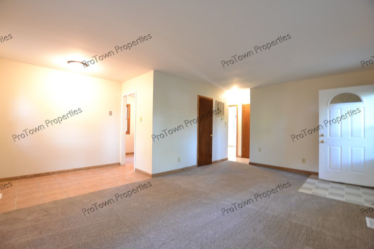 128 Edison Road - Photo 4 of 9