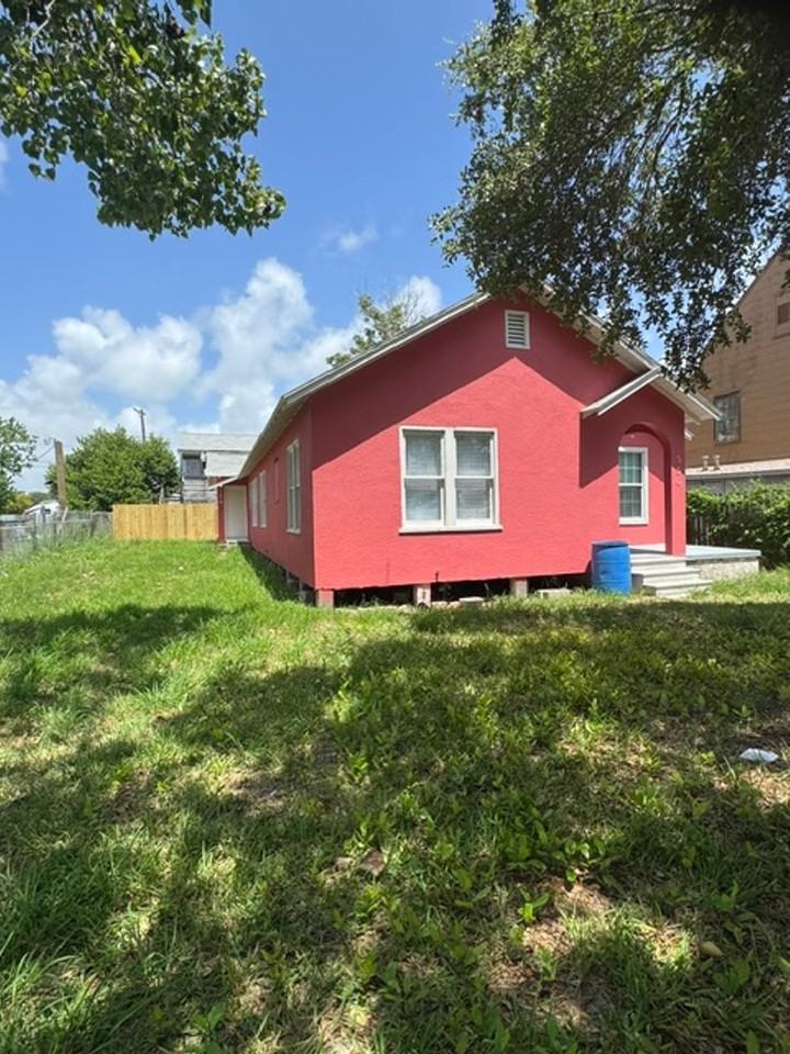 554 S Rife St - Photo 6 of 6