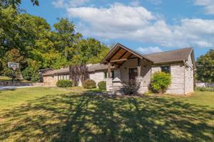 featured image of 617 Lewelling Rd