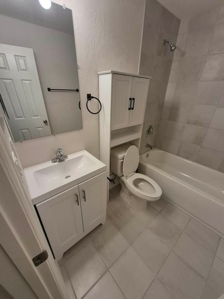 5797 Spruce Creek Rd - Photo 5 of 8
