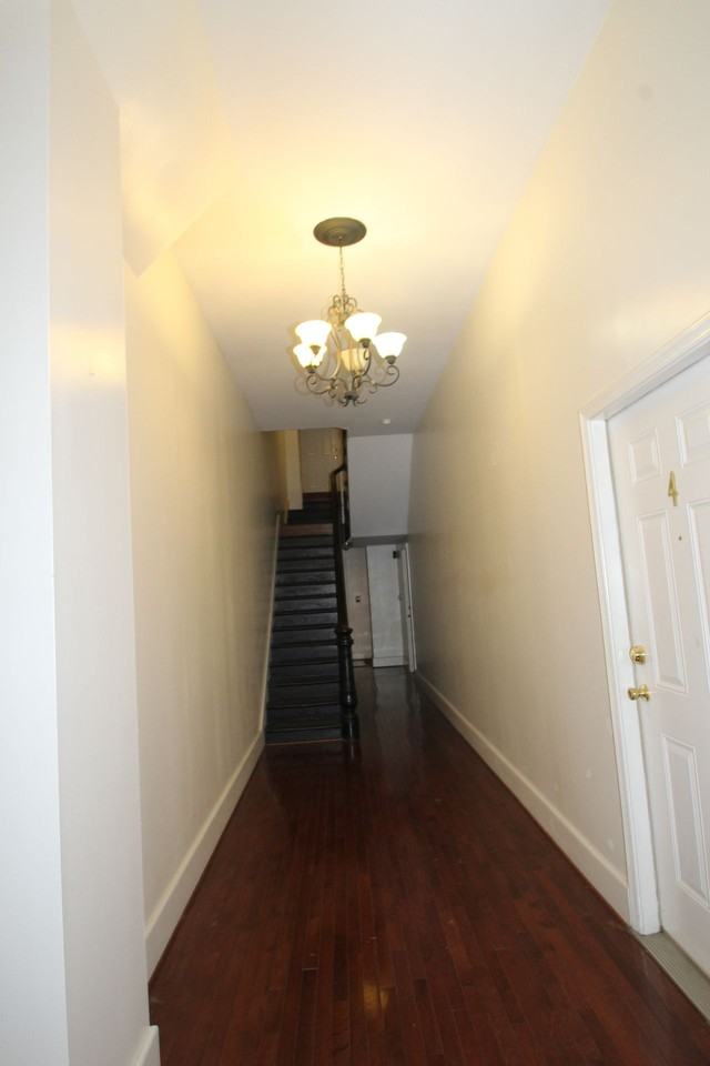 811 Park Avenue - Photo 4 of 5
