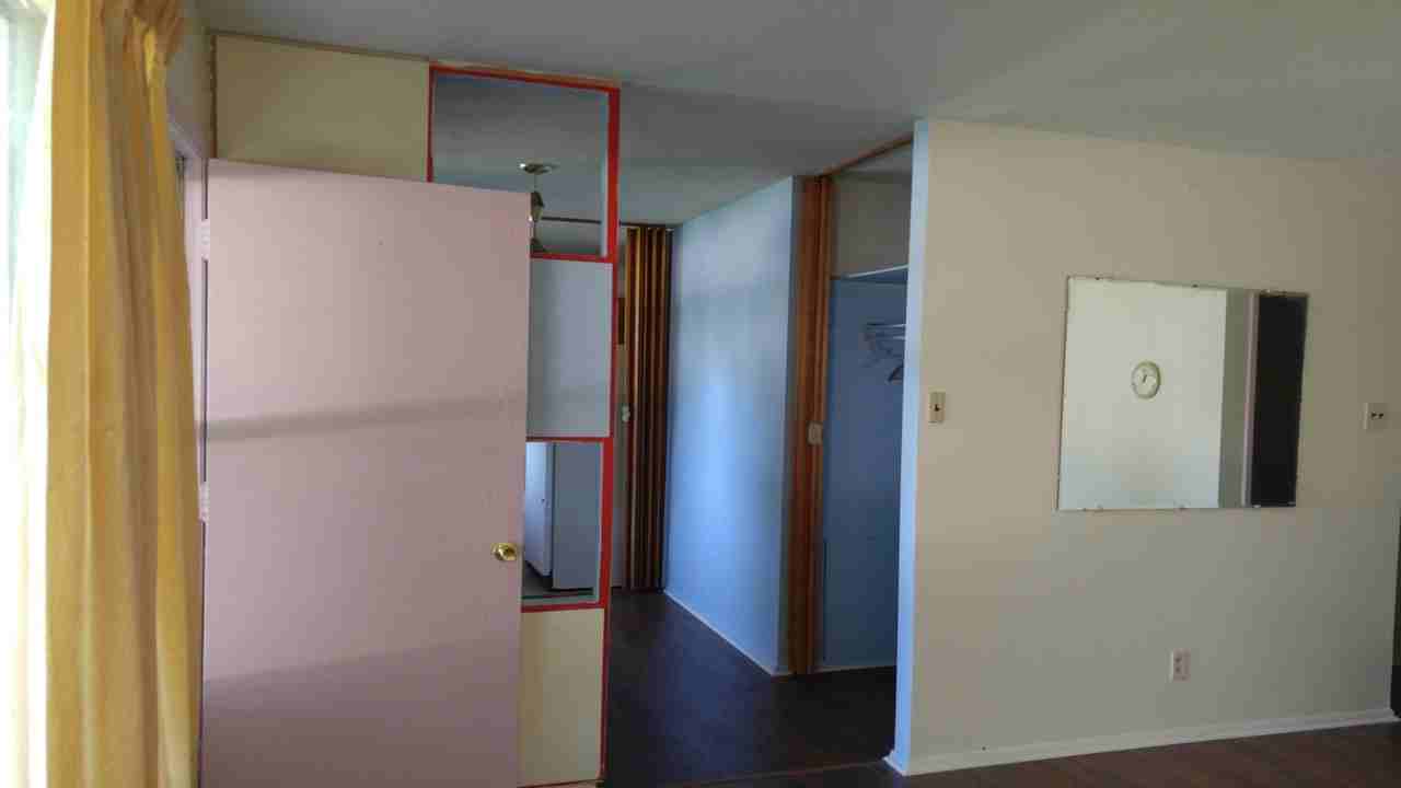 1544 Sw 23rd St - Photo 3 of 16