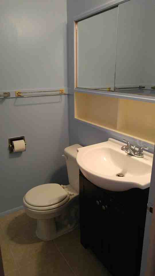 1544 Sw 23rd St - Photo 6 of 16