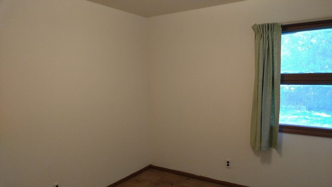 1544 Sw 23rd St - Photo 7 of 16