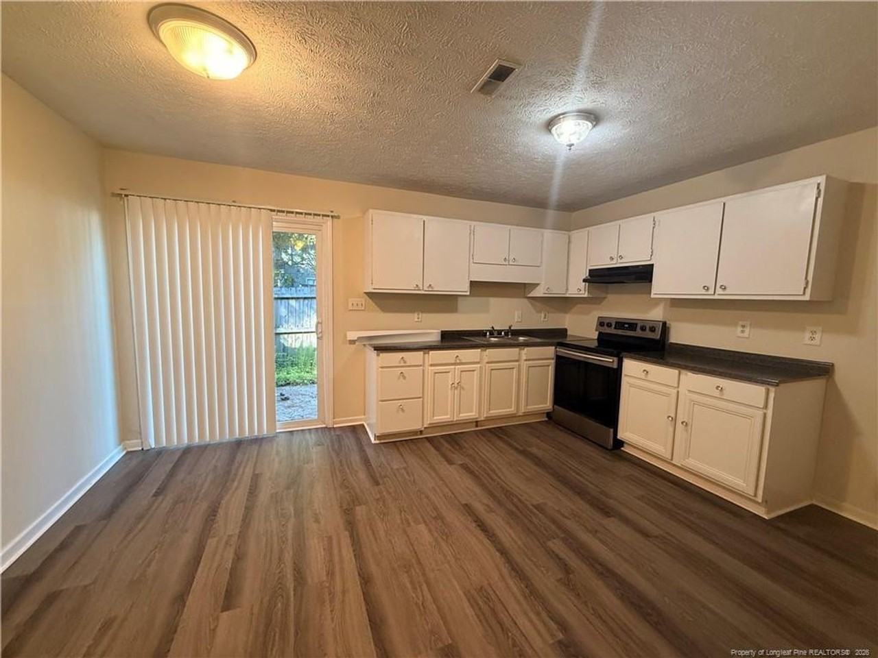 5835 Aftonshire Dr - Photo 5 of 11