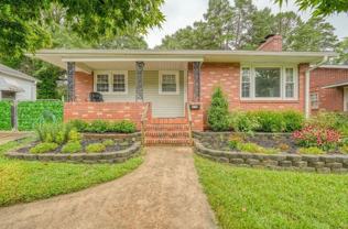 215 Collins Ave - Photo 1 of 1