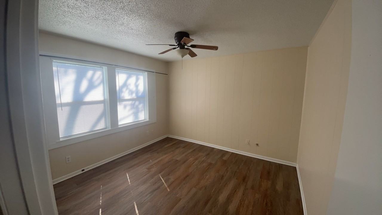 1501 N 10th St - Photo 7 of 9