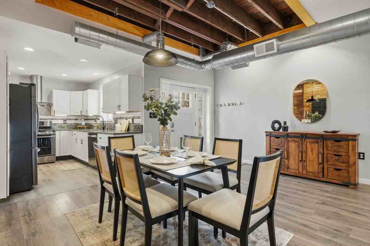 3646 Mintwood St - Photo 7 of 50