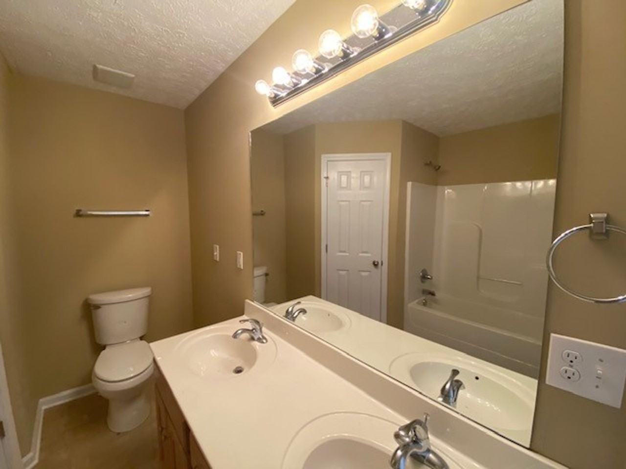 1579 Ringwald Rd - Photo 7 of 11