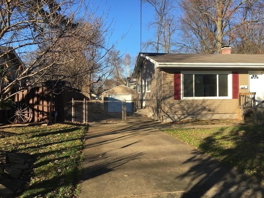 3942 Staatz Dr - Photo 2 of 21