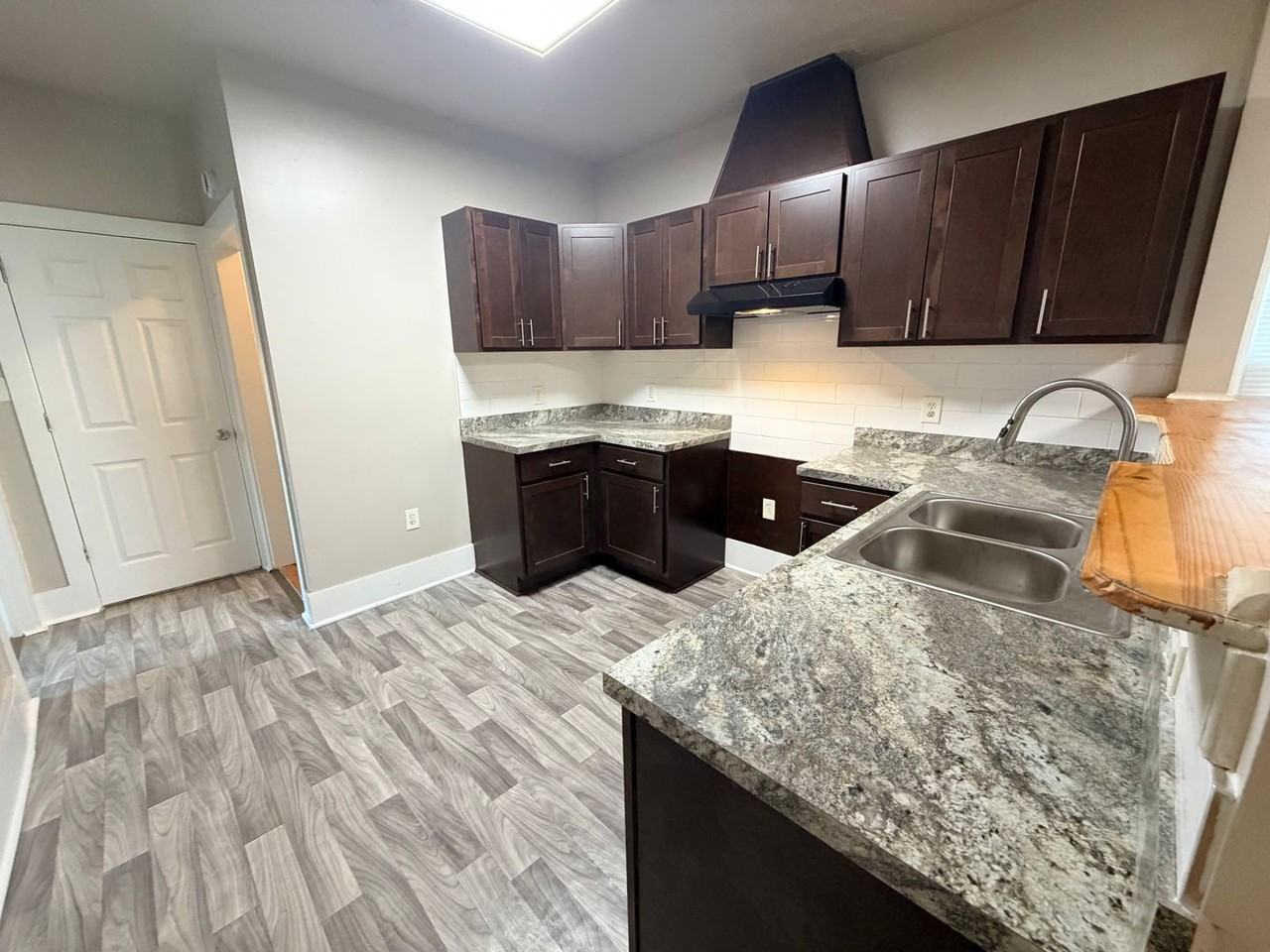 2974 N 23rd St - Photo 2 of 31