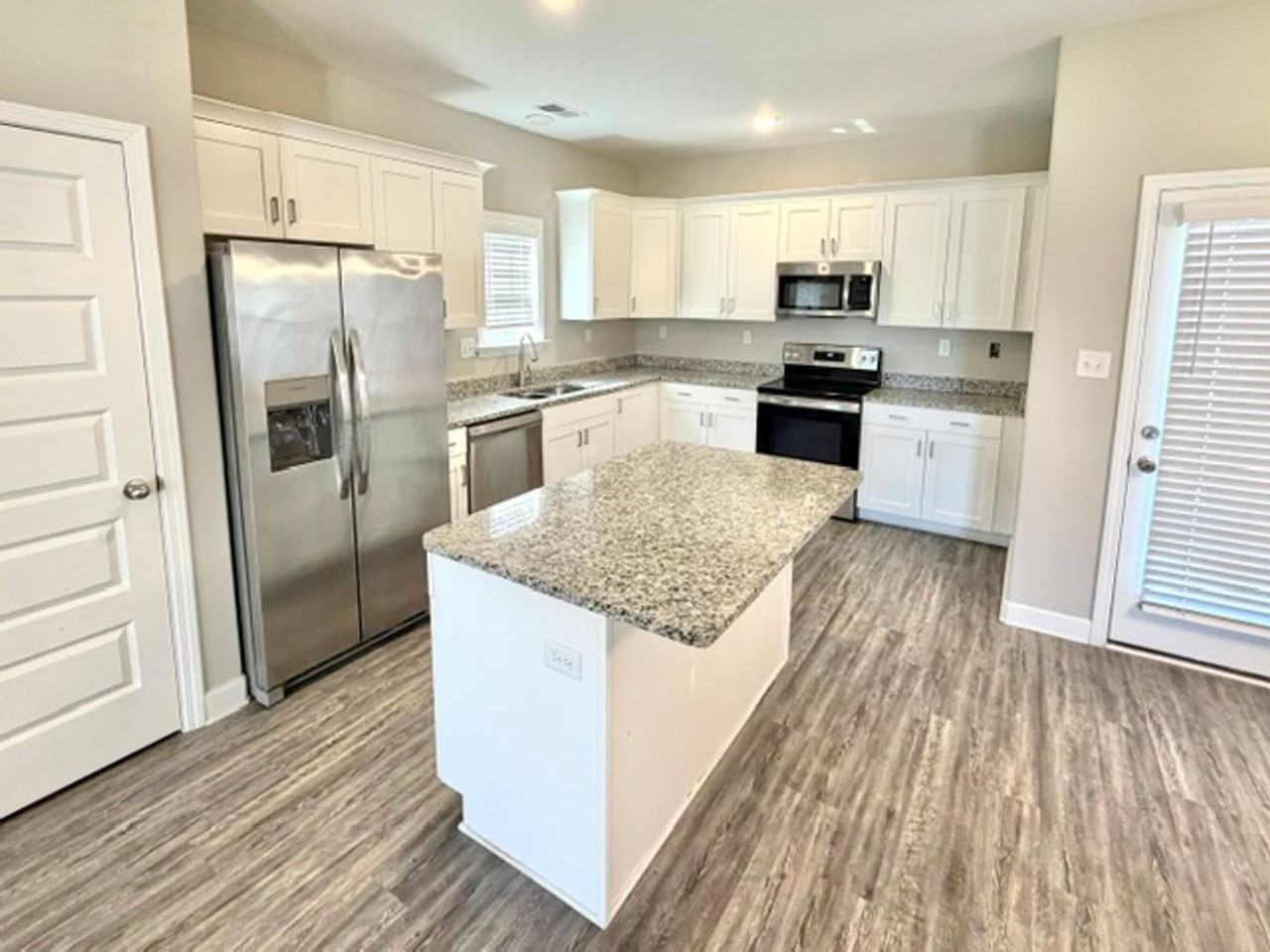 8743 Windstone Estate Dr - Photo 3 of 10