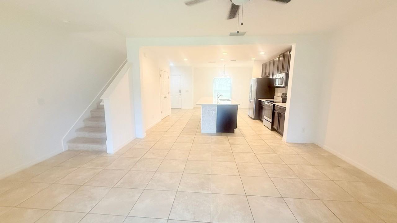 251 Annabelle Way - Photo 5 of 34