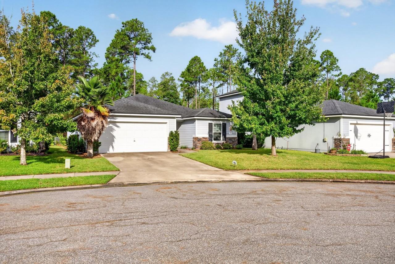 95221 Siena Ct - Photo 2 of 26