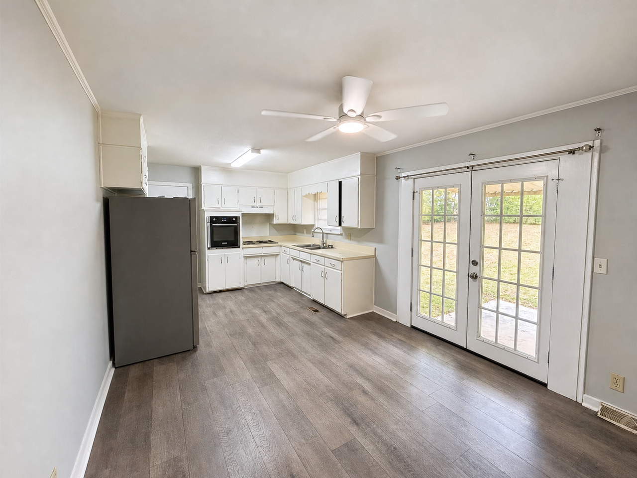 2608 Scenic View Dr Nw - Photo 2 of 11