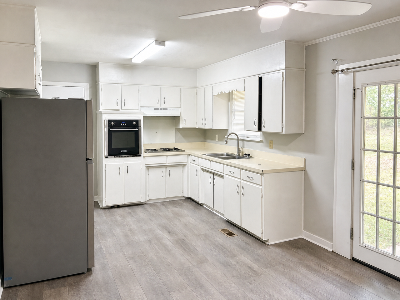 2608 Scenic View Dr Nw - Photo 3 of 11