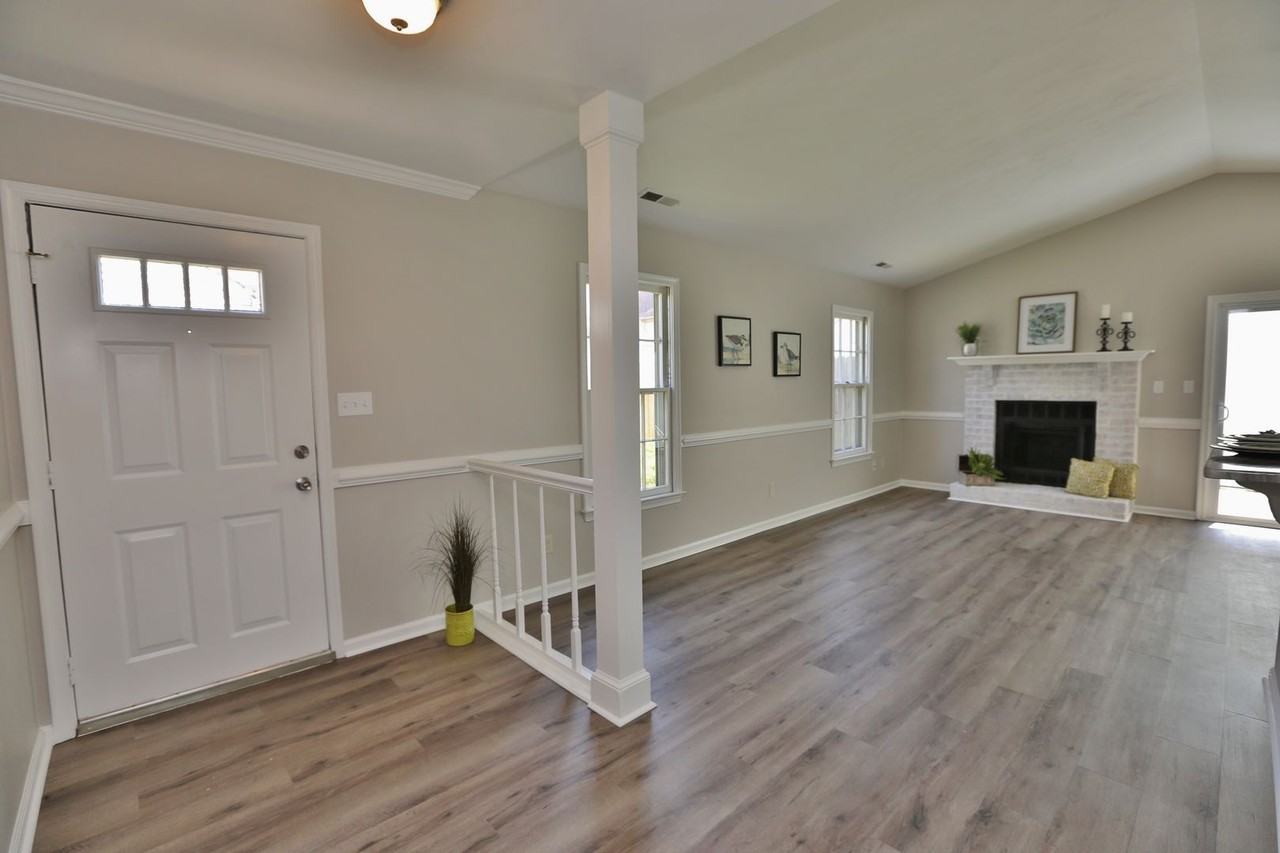 4709 Ashbury Ln - Photo 5 of 44